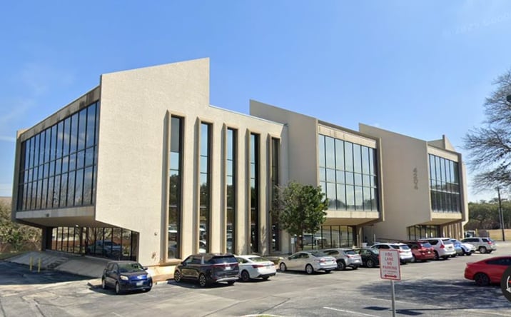 Pictures of Office property located at 4204 Gardendale St, San Antonio, TX 78229 for lease - image #1