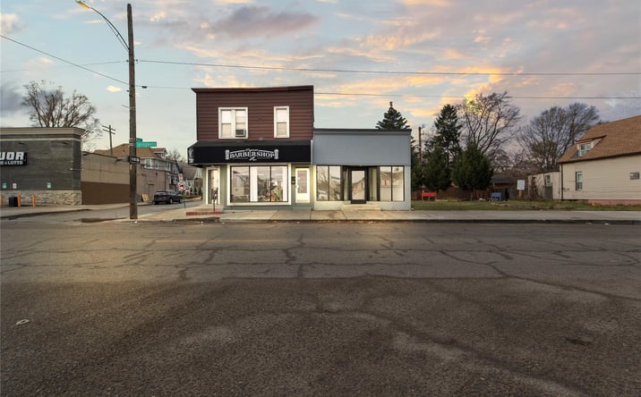 Pictures of Retail property located at 2007 Springwells, Detroit, MI 48209 for lease - image #1