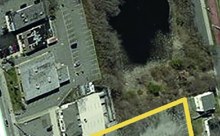 Pictures of Retail property located at 1938A-1940 Deer Park Avenue, Deer Park, NY 11729-2037 for lease - image #1
