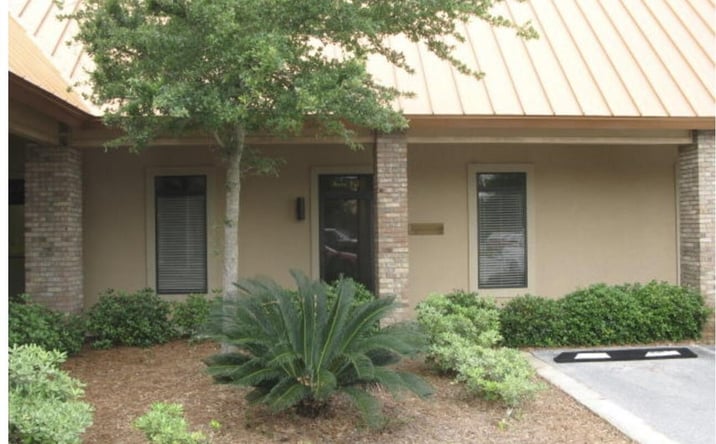Pictures of Office property located at 6 11th Street 101, Shalimar, FL 32579 for lease - image #1