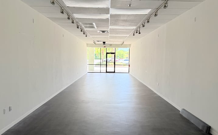Pictures of Retail property located at 4407 NW BLITCHTON RD, OCALA, FL 34482-4056 for lease - image #1