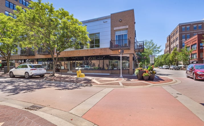 Pictures of Office property located at 306 South Kalamazoo Mall, Kalamazoo, MI 49007 for lease - image #1
