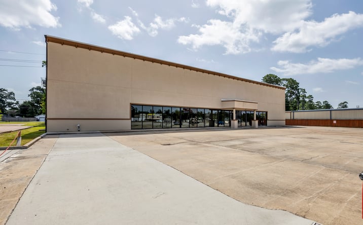 Pictures of Retail, Office, Restaurant property located at 26214 Interstate 45, Spring, TX 77386 for lease - image #1