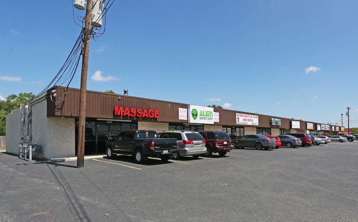 Pictures of Retail property located at 13513 Nacogdoches Road, San Antonio, TX 78217 for lease - image #1