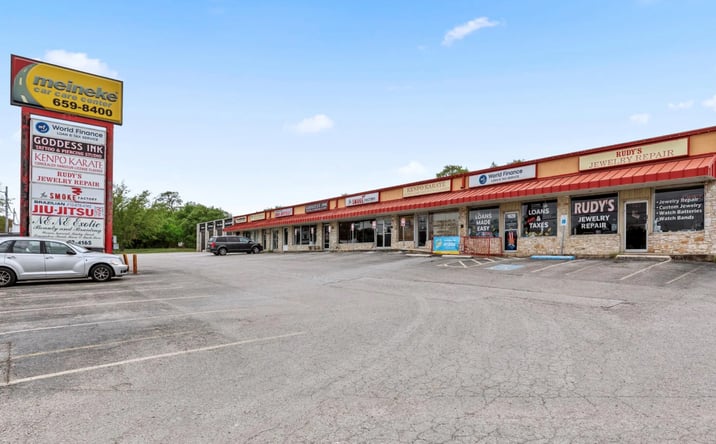 Pictures of Retail property located at 1626 Pat Booker Road, Universal City, TX 78148 for lease - image #1