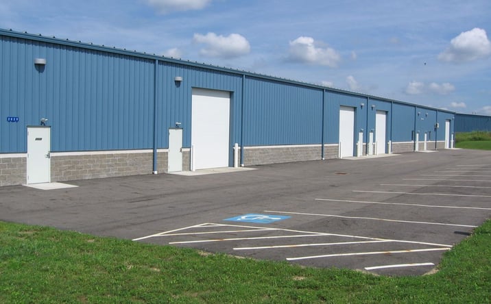Pictures of Industrial property located at 2021 - 2029 Venture Cir SE, Massillon, OH 44646 for lease - image #1
