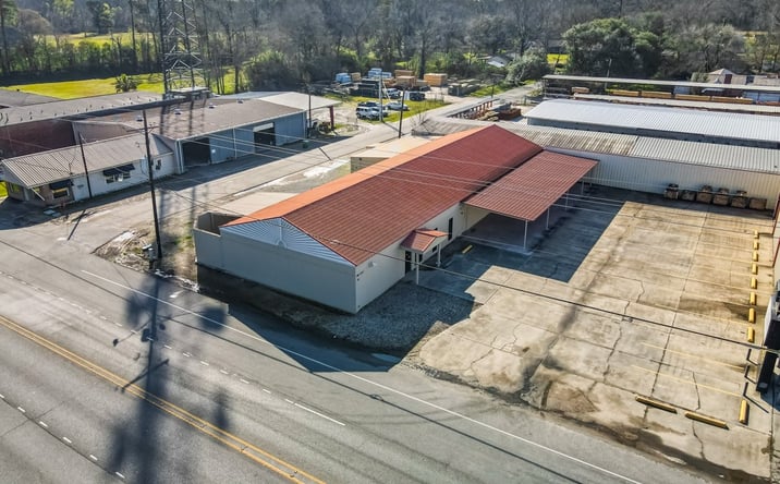 Pictures of Office property located at 1132 FLORIDA AVE SE, DENHAM SPRINGS, LA 70726-3834 for lease - image #1