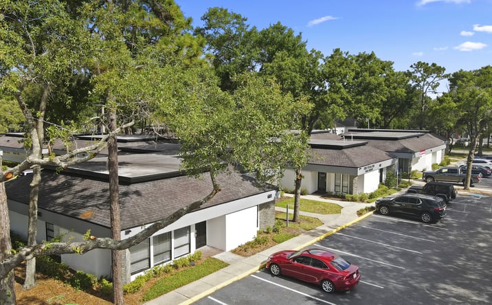 Pictures of Office property located at 679 - 697 Douglas Avenue, Altamonte Springs, FL 32714 for lease - image #1