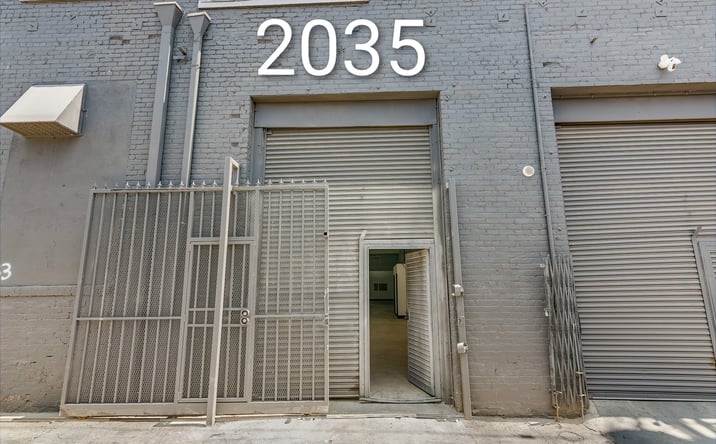 Pictures of Retail property located at 2035 South Santa Fe Avenue, Los Angeles, CA 90021 for lease - image #1