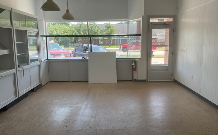 Pictures of Retail, Office, Special Purpose property located at 124 West 14 Mile Road, Birmingham, MI 48009 for lease - image #1