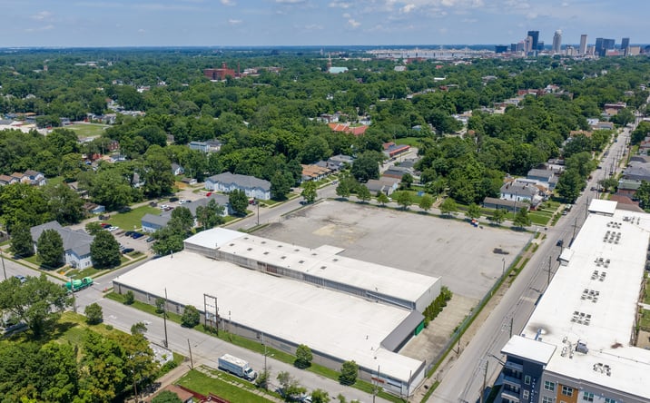 Pictures of Industrial property located at 2929 W Chestnut St, Louisville, KY 40211 for lease - image #1