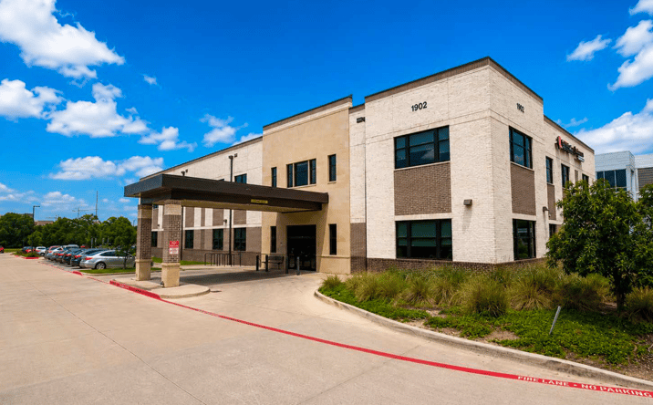 Pictures of Retail, Office property located at 1902 Windsor Place, Fort Worth, TX 76110 for lease - image #1