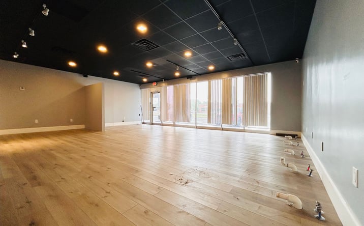 Pictures of Retail property located at 1774 S GRANT AVE, SPRINGFIELD, MO 65807-1958 for lease - image #1