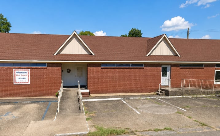 Pictures of Retail property located at 412 South 3rd Street, Gadsden, AL 35901 for lease - image #1