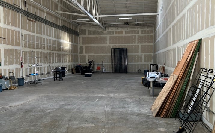 Pictures of Industrial property located at 1588 Yosemite Ave, San Francisco, CA 94124 for lease - image #1