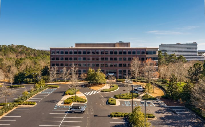 Pictures of Office property located at 3595 Grandview Parkway, Birmingham, AL 35203 for lease - image #1