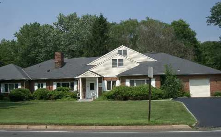 Pictures of Office property located at 380 Park Avenue, Huntington, NY 11743 for lease - image #1