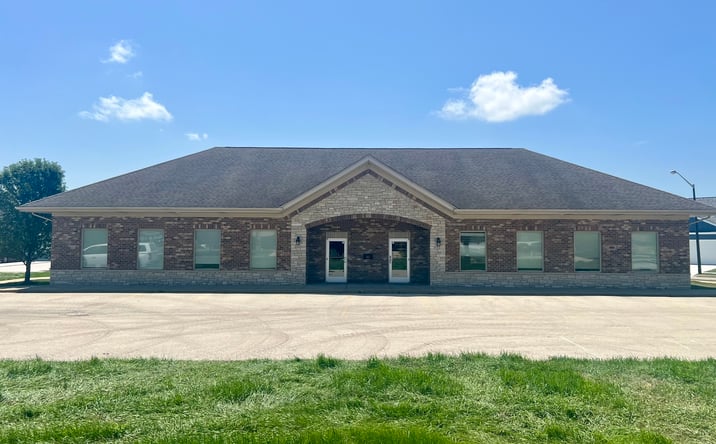 Pictures of Office, Retail property located at 161 Heritage Meadows Circle, Bourbonnais, IL 60914 for lease - image #1