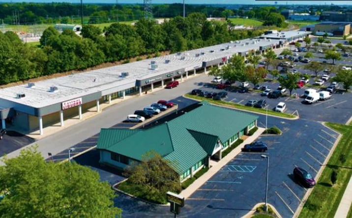 Pictures of Retail property located at 1343 Sagamore Parkway North, Lafayette, IN 47904 for lease - image #1