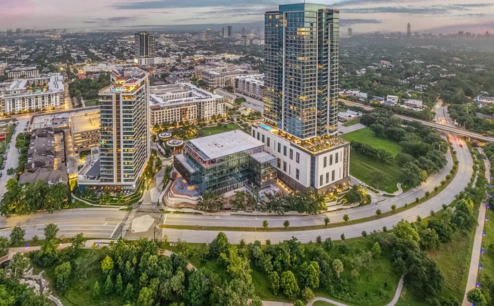 Pictures of Retail, Restaurant property located at 811 Buffalo Park Drive, Houston, TX 77019 for lease - image #1