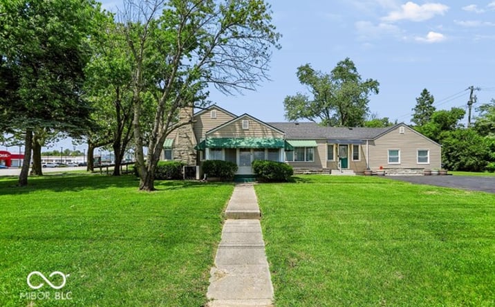 Pictures of Office property located at 1101 N Shadeland Ave, Indianapolis, IN 46219-3630 for lease - image #1