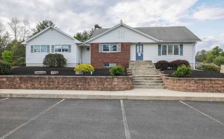 Pictures of Office property located at 863 Interchange Road, Kresgeville, PA 18333 for lease - image #1