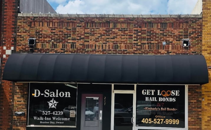 Pictures of Retail property located at 215 W MAIN ST, PURCELL, OK 73080-4221 for lease - image #1