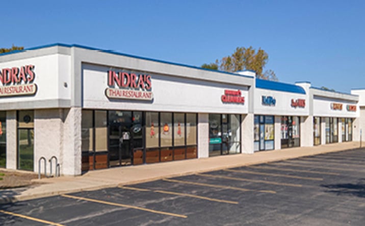 Pictures of Retail property located at 15880 Wolf Road, Orland Park, IL 60467 for lease - image #1