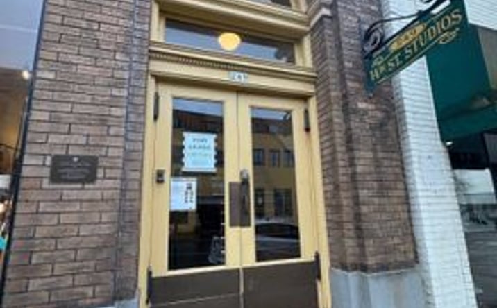 Pictures of Office property located at 249 14th Street #6, Astoria, OR 97103 for lease - image #1