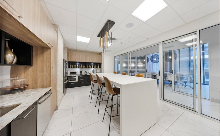 Pictures of Retail, Office property located at 2980 Northeast 207th Street, Aventura, FL 33180 for lease - image #1