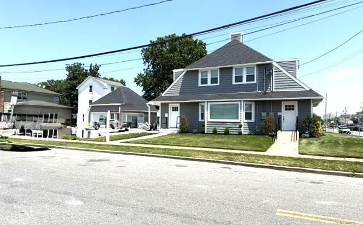 Pictures of Office property located at 313 Hempstead Avenue 2, West Hempstead, NY 11552 for lease - image #1