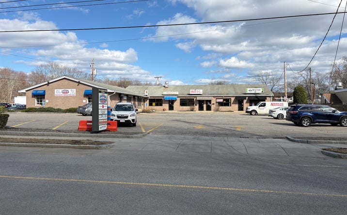 Pictures of Retail property located at 199 North Street, Newton, MA 02460 for lease - image #1