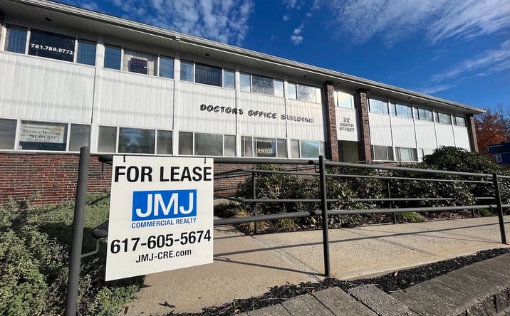 Pictures of Office property located at DOCTORS OFFICE BUILDING, Waltham, MA 02453 for lease - image #1