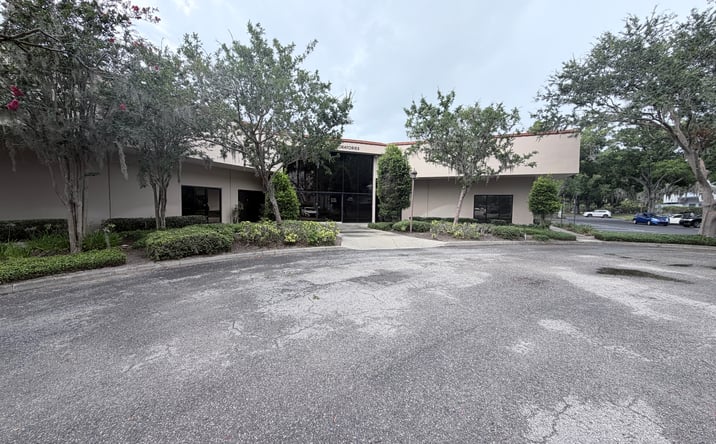 Pictures of Industrial property located at 4560 Parkbreeze Court, Orlando, FL 32808 for lease - image #1