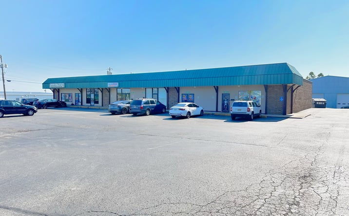 Pictures of Retail, Office property located at 3152 Lighthouse Drive, Fairfield, OH 45014 for lease - image #1