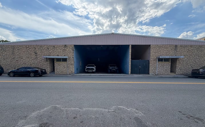 Pictures of Industrial property located at 1810 ALDEN RD, ORLANDO, FL 32803-1402 for lease - image #1