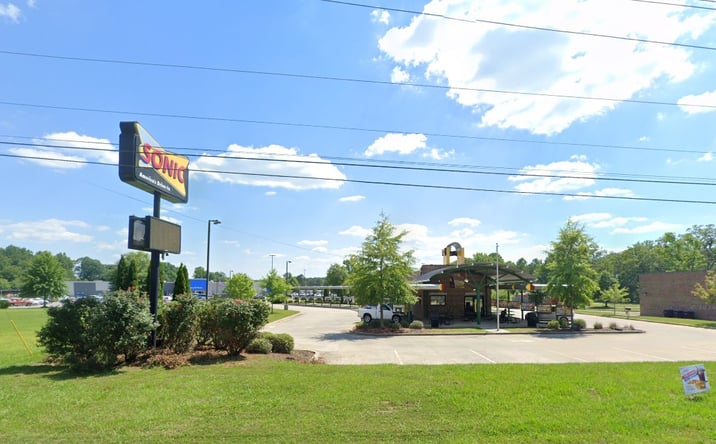 Pictures of Retail property located at 2581 US-43, Winfield, AL 35594 for lease - image #1