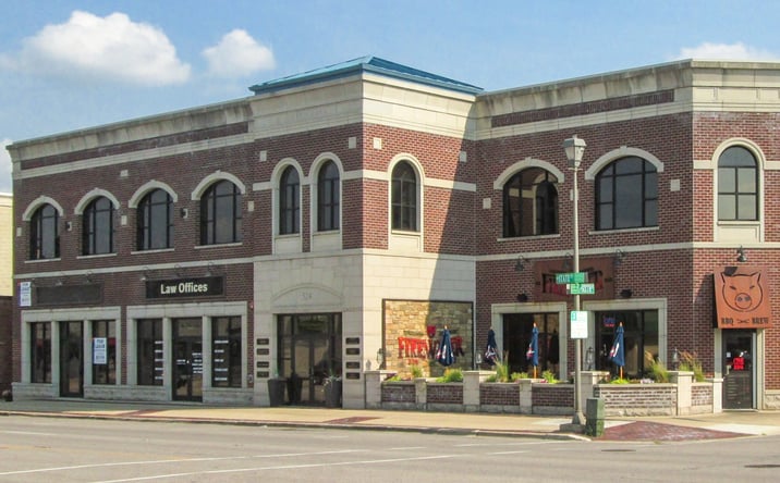 Pictures of Restaurant property located at 524 West State Street, Geneva, IL 60134 for lease - image #1