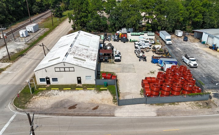 Pictures of Retail, Industrial property located at 101 Hilbig Road, Conroe, TX 77301 for lease - image #1