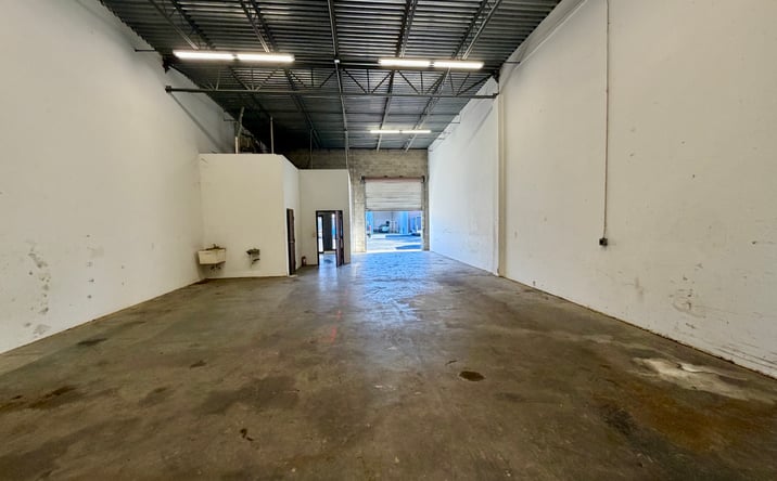 Pictures of Retail, Industrial property located at 18804 TITUS RD, HUDSON, FL 34667-6377 for lease - image #1