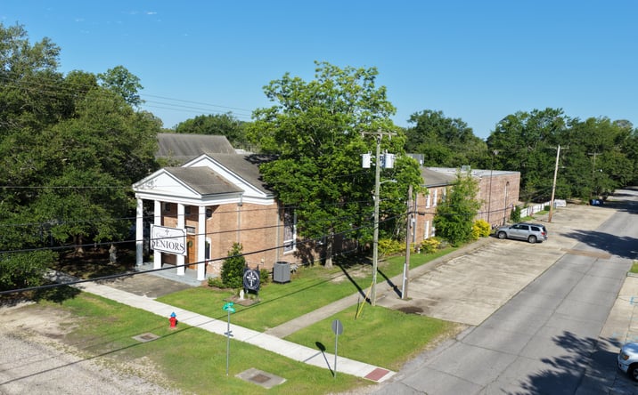 Pictures of Special Purpose property located at 227 North Jefferson Avenue, Covington, LA 70433 for lease - image #1