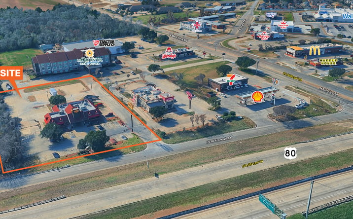Pictures of Retail, Restaurant property located at 114 US-80, Mesquite, TX 75149 for lease - image #1