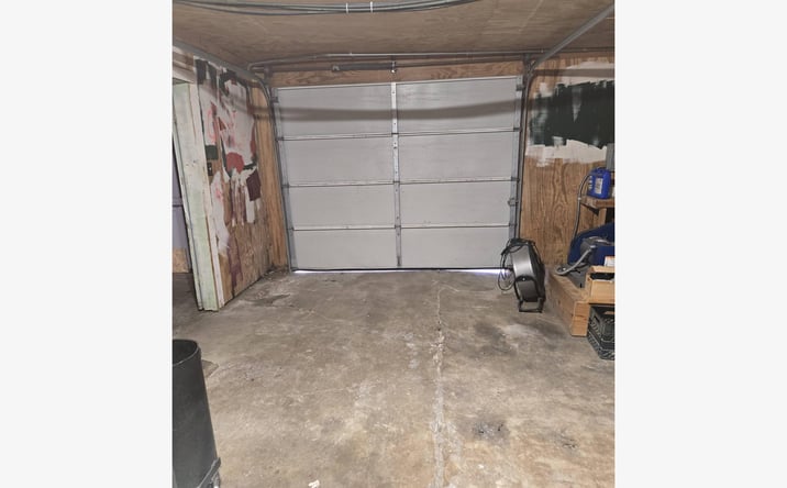 Pictures of Retail, Office, Special Purpose property located at 326 East Northwest Highway, Grapevine, TX 76051 for lease - image #1