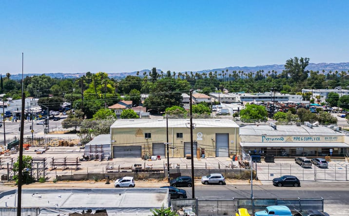 Pictures of Industrial property located at 7423 Deering Ave, Canoga Park, CA 91303 for lease - image #1