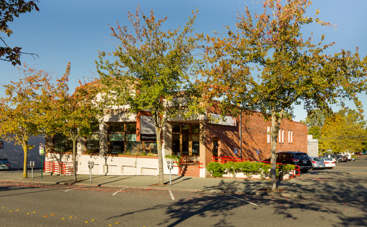 Pictures of Retail, Office property located at 1215 COMMERCIAL ST, BELLINGHAM, WA 98225-4306 for lease - image #1