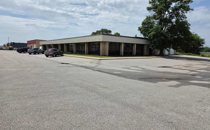 Pictures of Industrial property located at 14775 Grover Street, Omaha, NE 68144 for lease - image #1