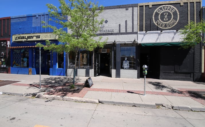 Pictures of Retail, Office, Restaurant property located at 2 South Broadway, Denver, CO 80209 for lease - image #1