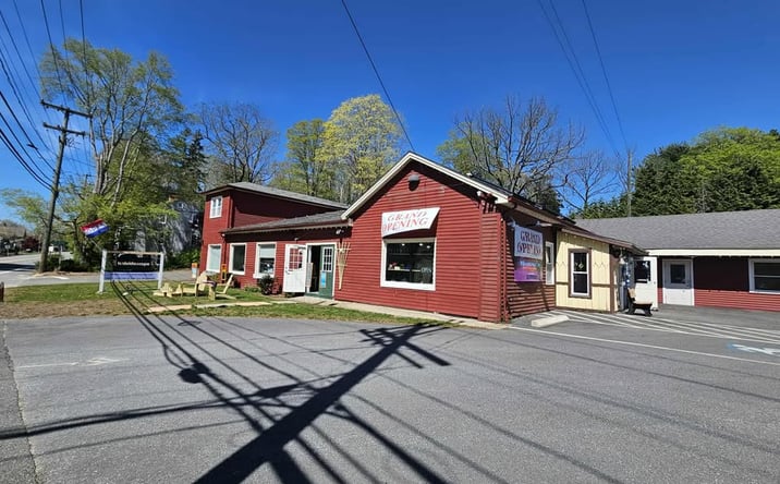 Pictures of Retail, Restaurant property located at 56 Middlesex Turnpike, Chester, CT 06412 for lease - image #1