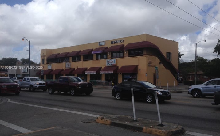 Pictures of Office, Retail property located at 106, Miami, FL 33135 for lease - image #1