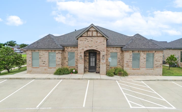 Pictures of Office property located at 2527 86th Street, Lubbock, TX 79423 for lease - image #1